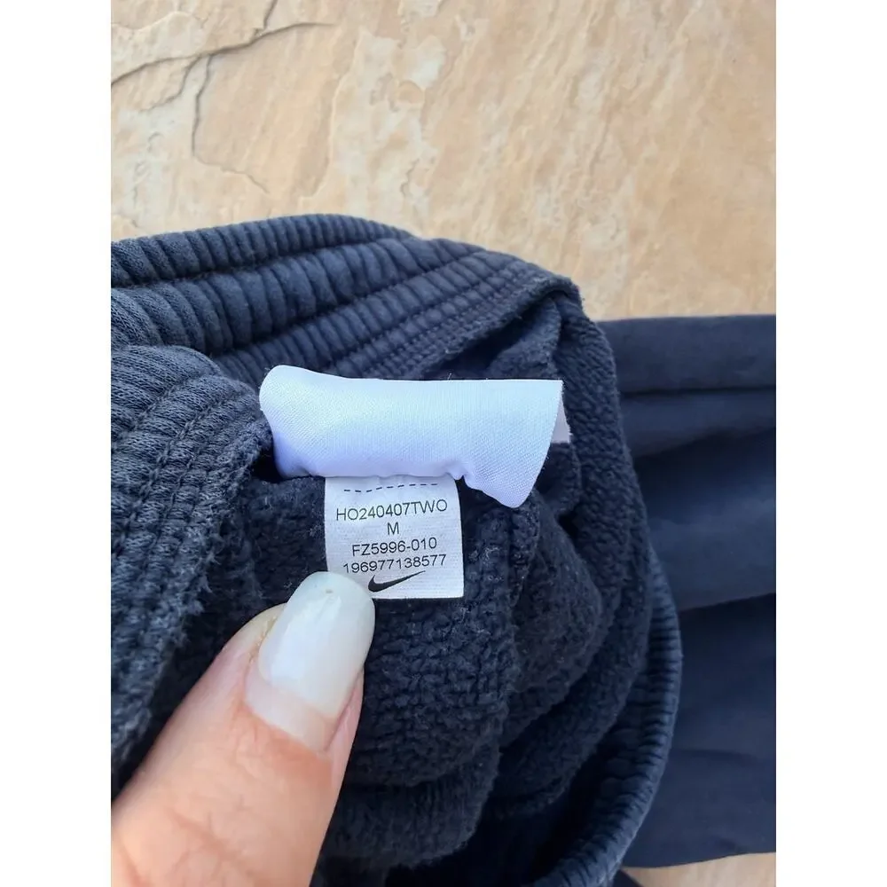 Nike women tech